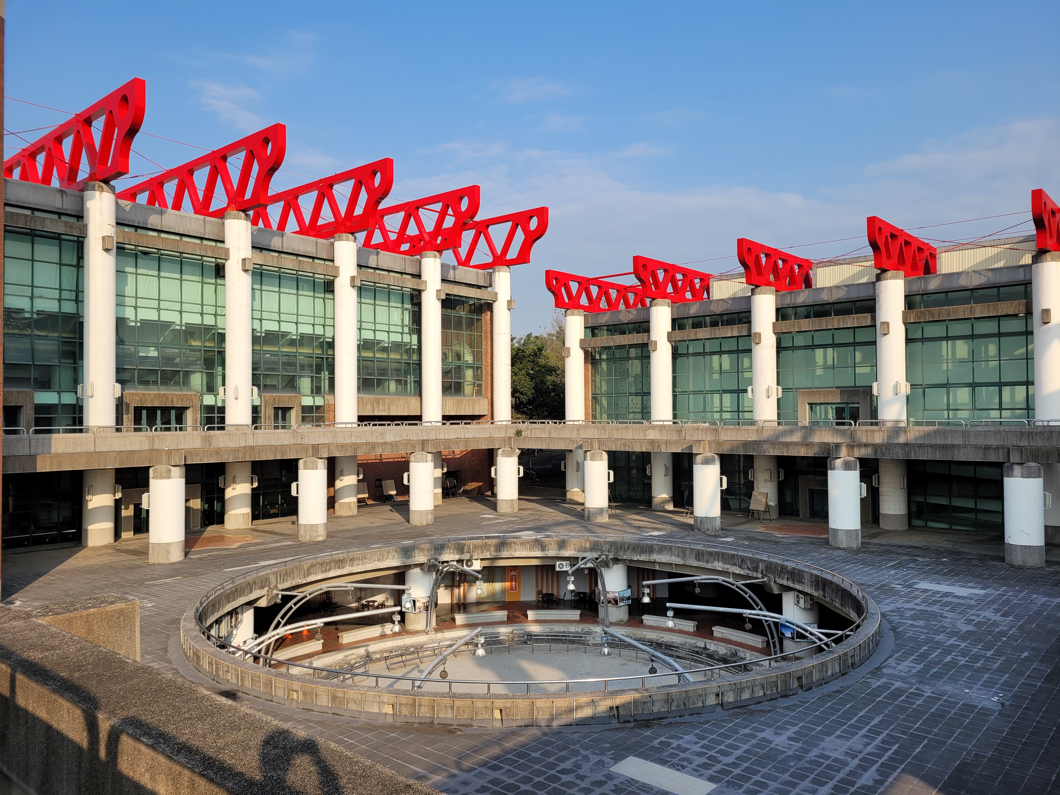 22/02/2025 - Sport center building