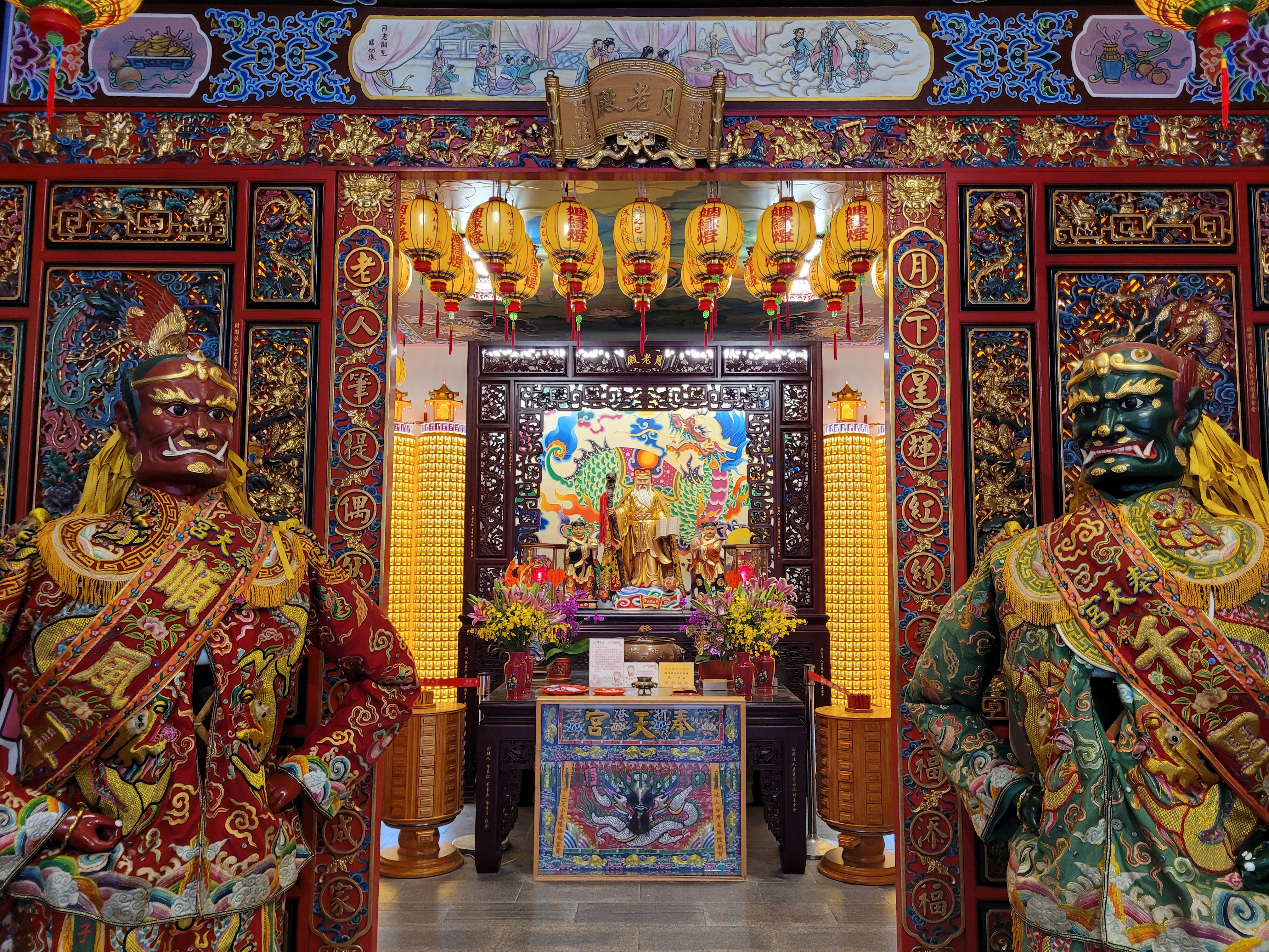 27/04/2025 - Inside Xingang Fengtian Temple